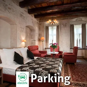 hotellátogatás