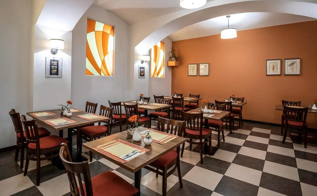 פראג Ea Hotel Downtown