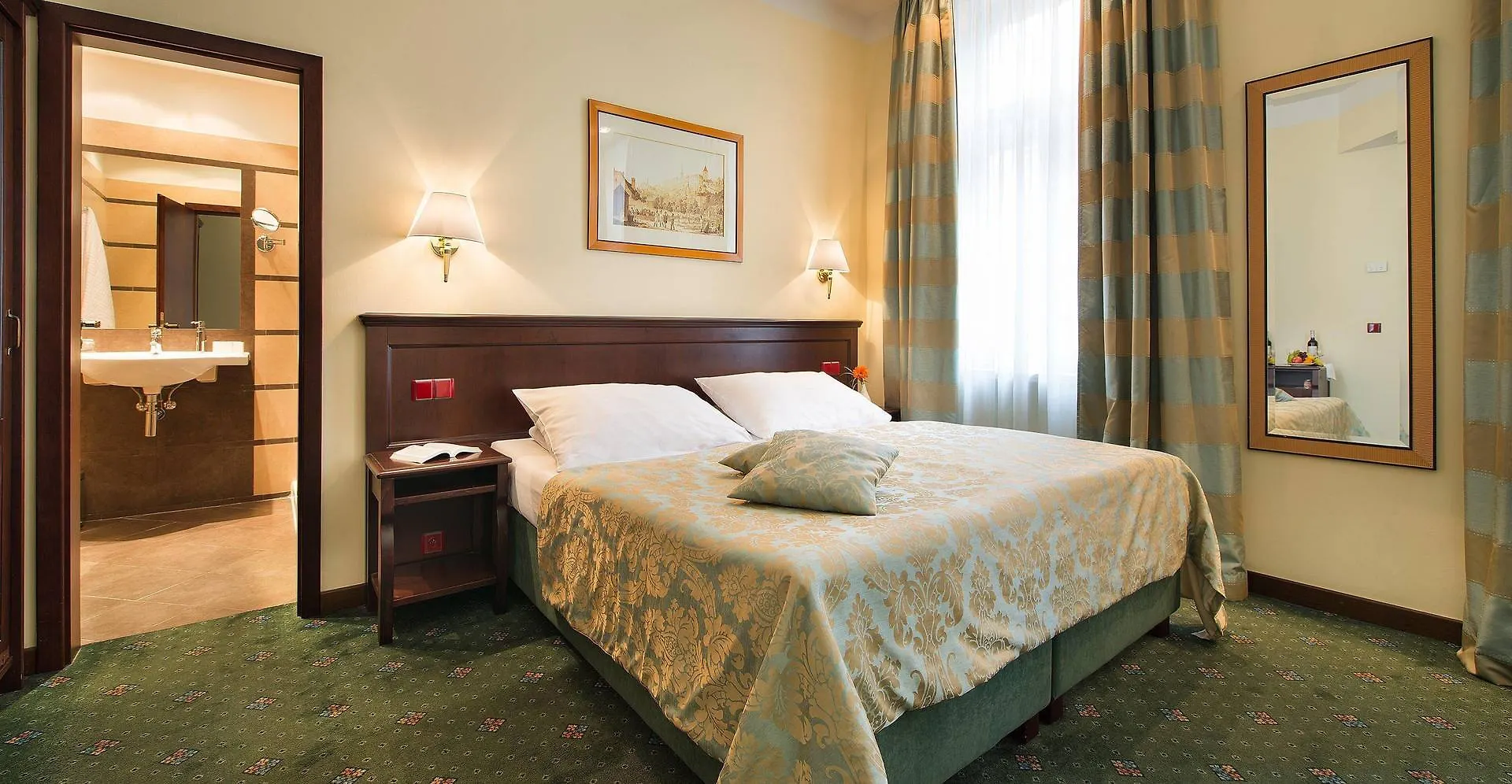 פראג Ea Hotel Downtown 4*,  צ'כיה