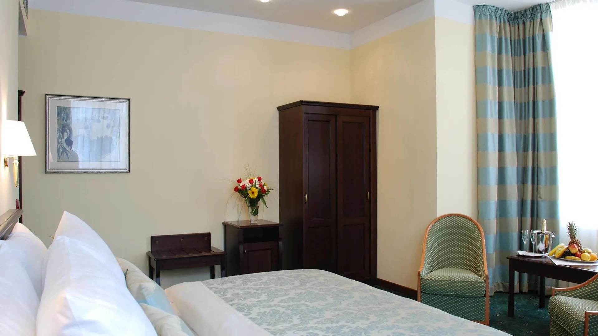 פראג Ea Hotel Downtown