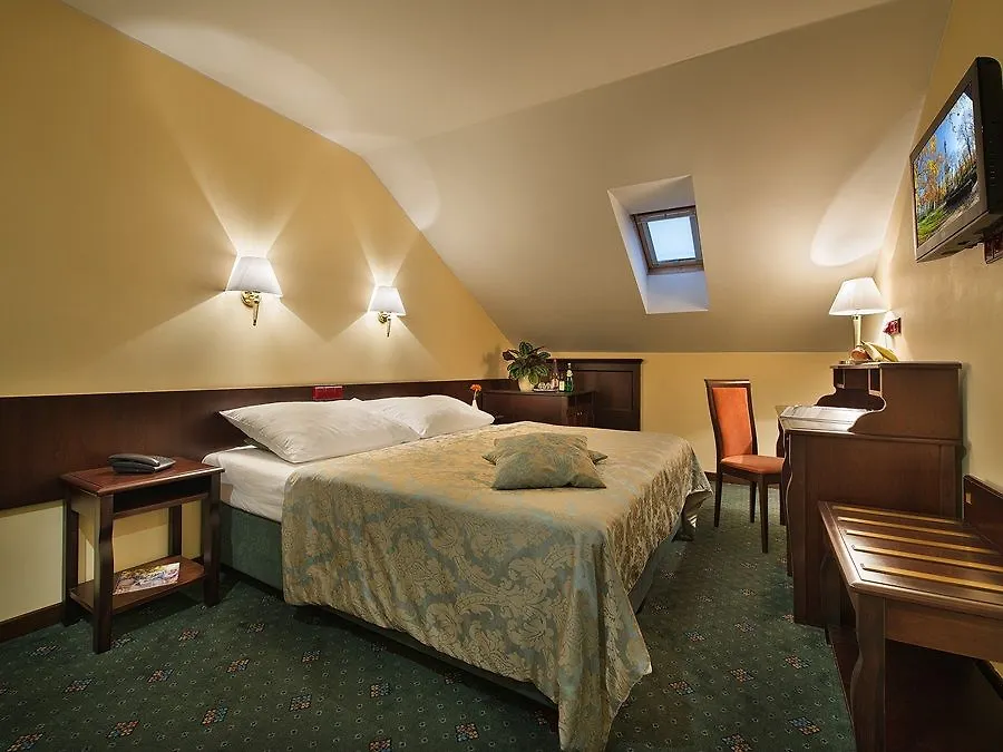 פראג Ea Hotel Downtown 4*,