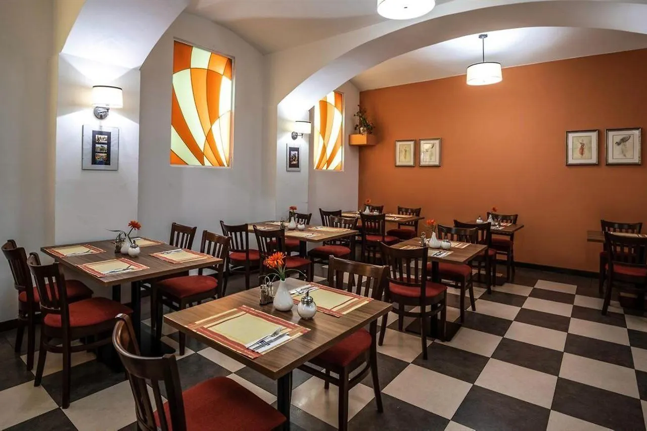 פראג Ea Hotel Downtown